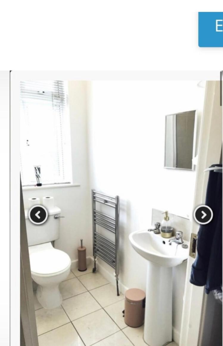 Large In Excellent Location Double Or Two Singles Séjour chez l'habitant Dublin